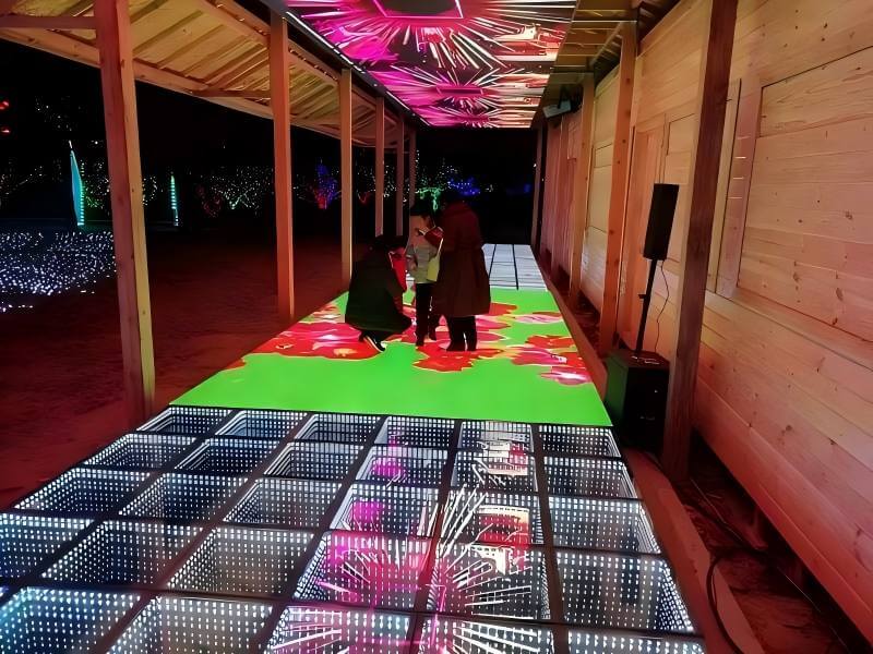 entertainment plaza with floor display